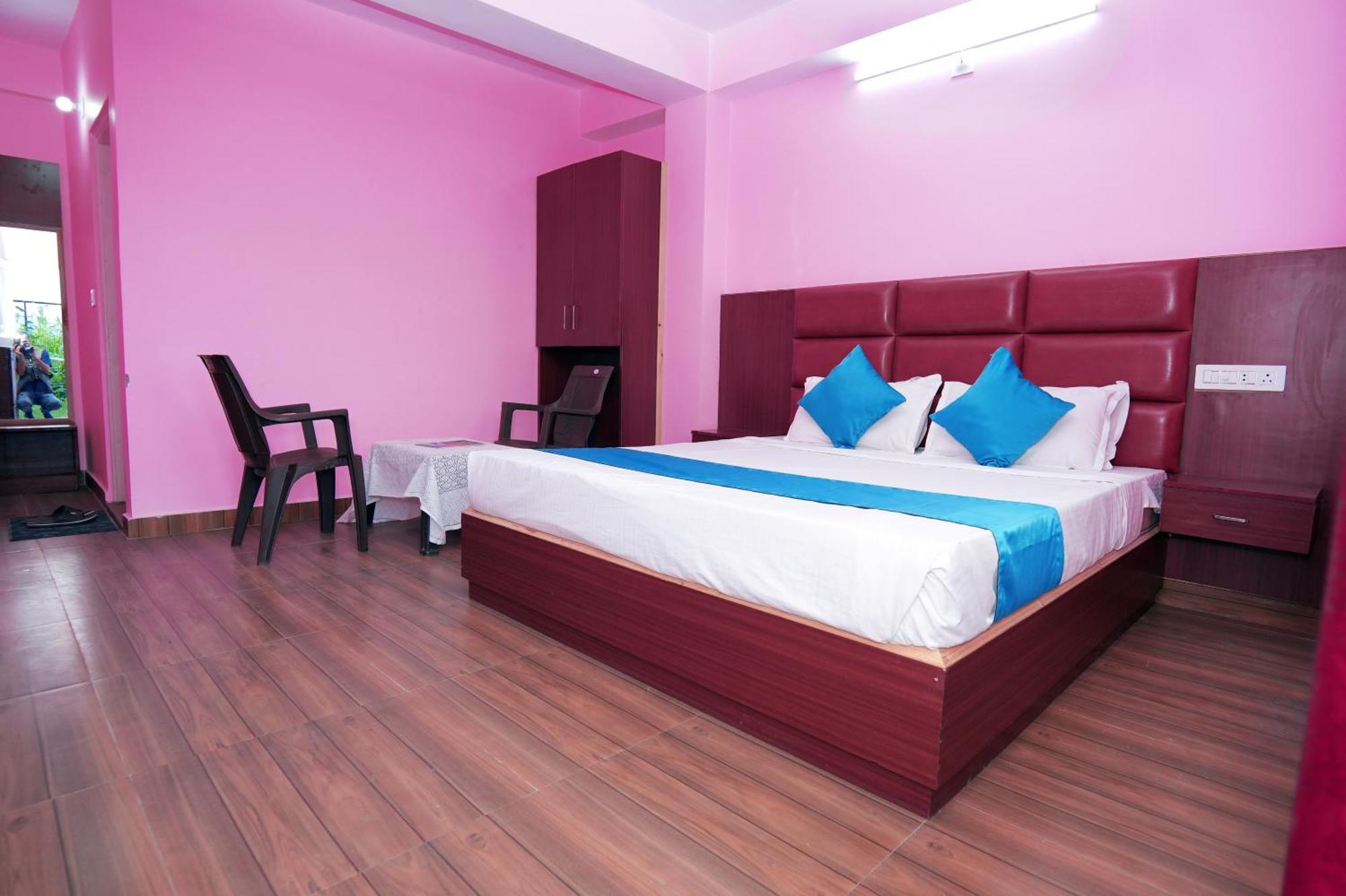 Shimla Hills Apartments 2Bhk Екстер'єр фото