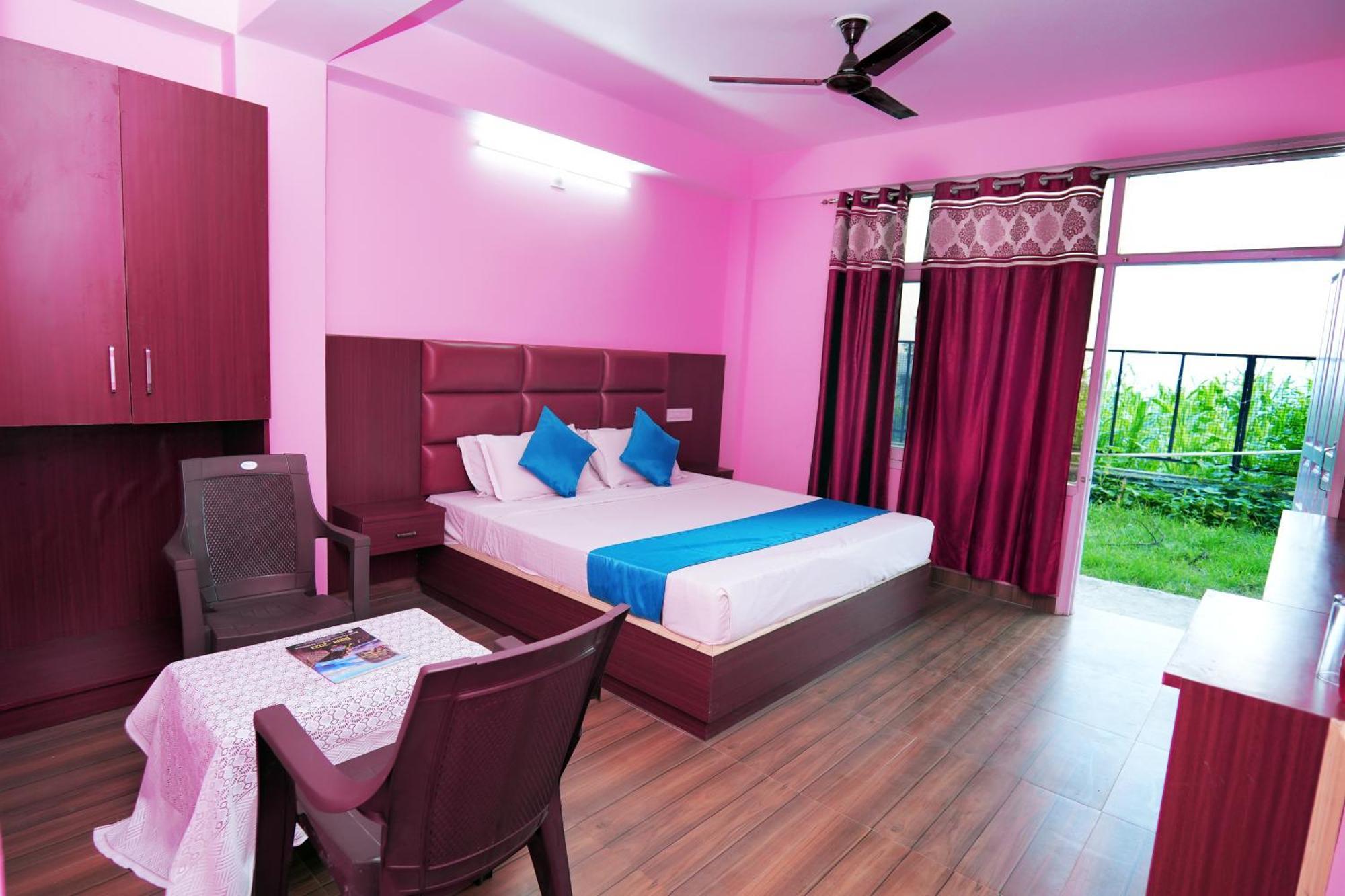 Shimla Hills Apartments 2Bhk Екстер'єр фото