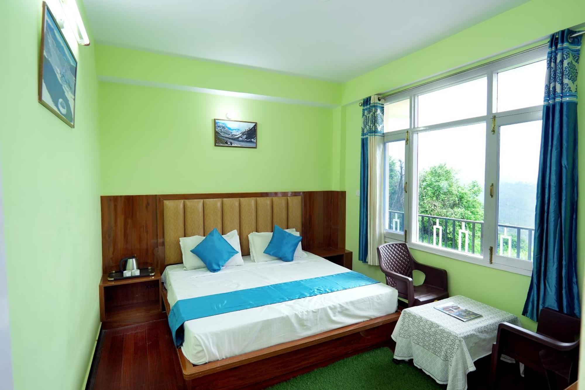 Shimla Hills Apartments 2Bhk Екстер'єр фото