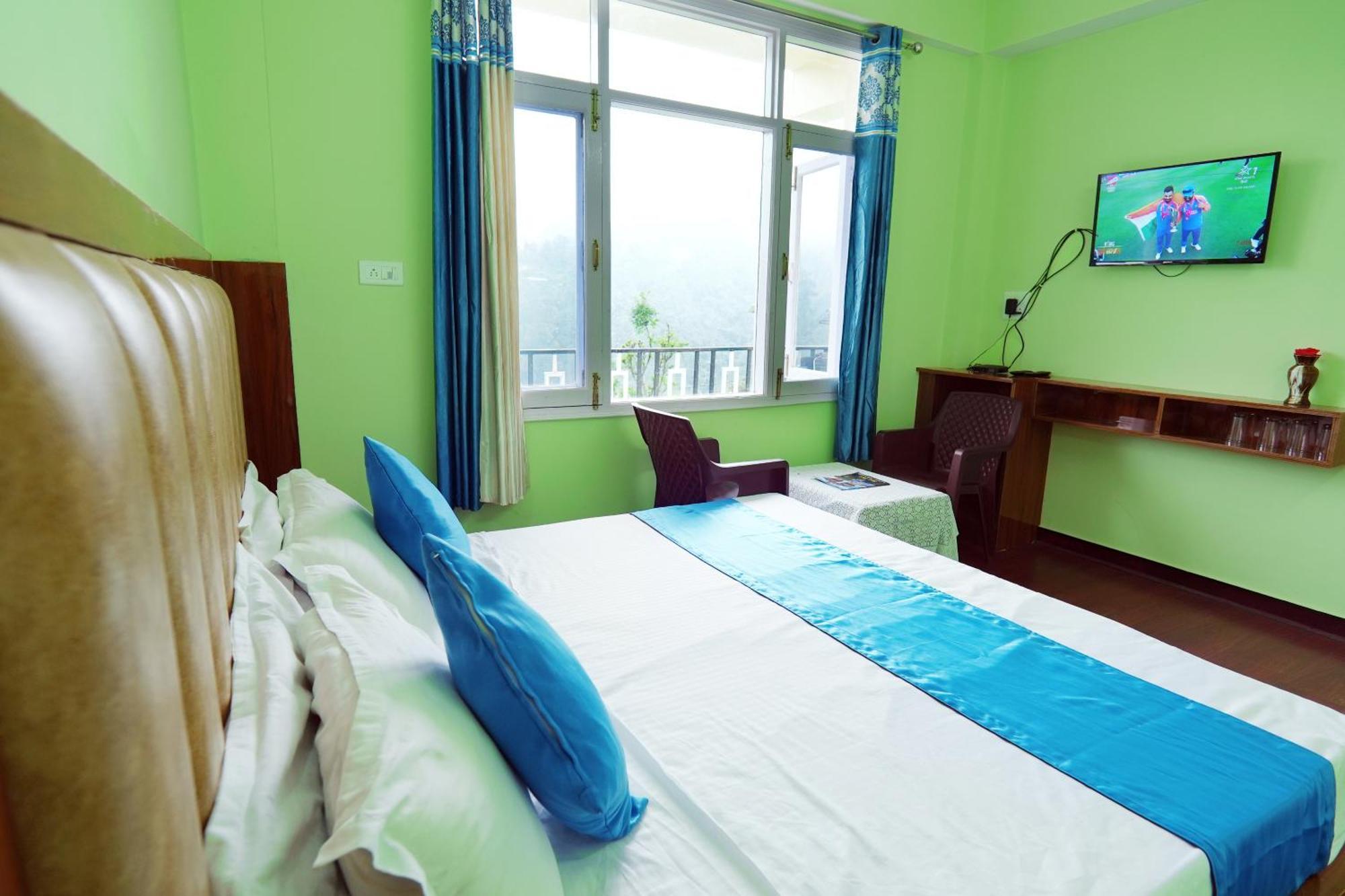 Shimla Hills Apartments 2Bhk Екстер'єр фото