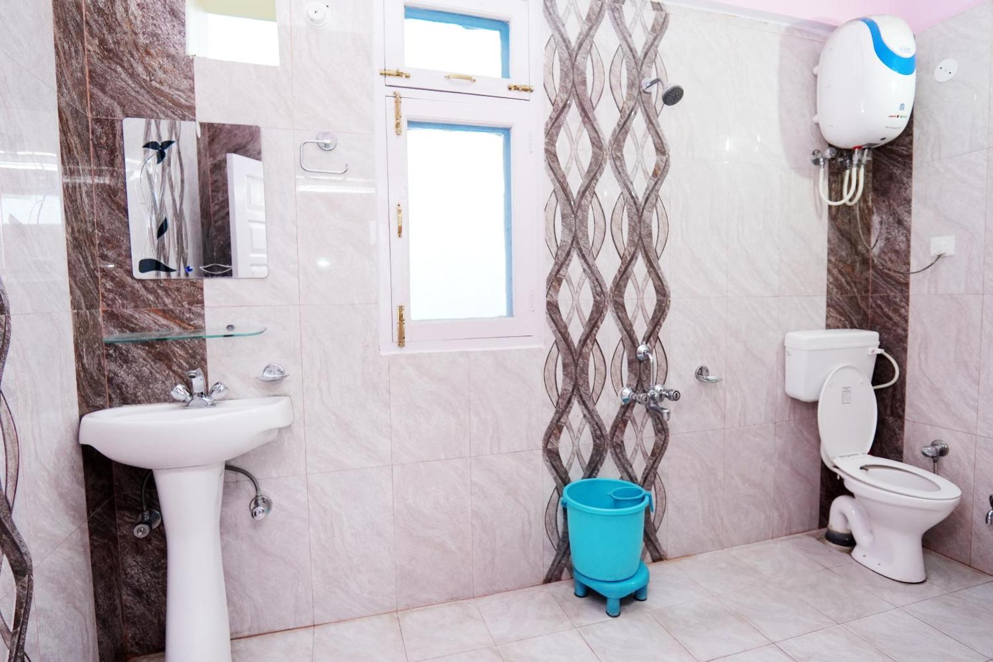 Shimla Hills Apartments 2Bhk Екстер'єр фото